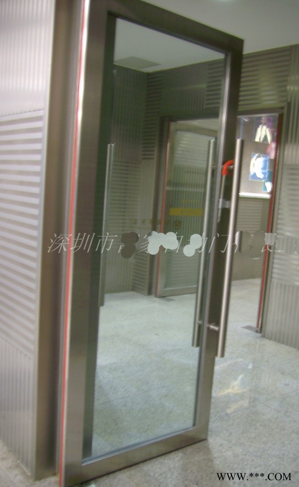 廠家直銷韶關防火門/韶關玻璃防火門窗