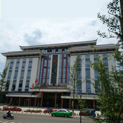 貴州赤水辦公大樓裝飾瓦_風貌改造筒瓦_新型高分子抗凍防腐瓦全國直銷