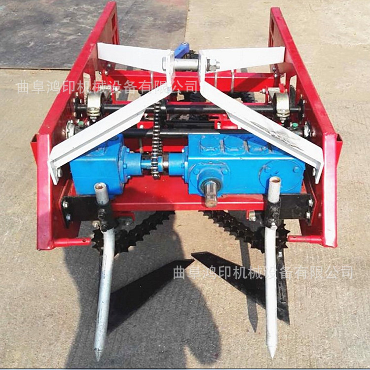 后輸出型花生收獲機 多功能花生起果機 四輪挖掘機示例圖11