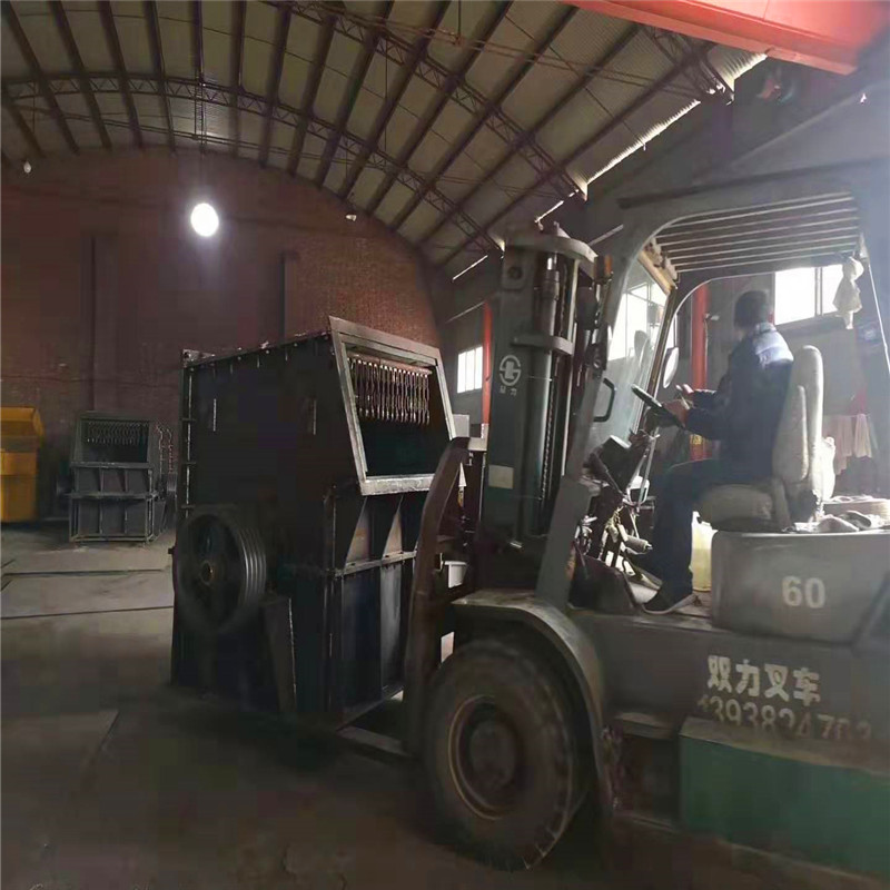 1400<i></i>x1600型箱式破碎機 風化石廂式粉碎機 紅磚方箱破碎機