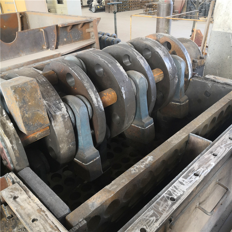 1800<i></i>x1800型箱式破碎機 建筑垃圾廂式粉碎機 砂巖方箱破碎機