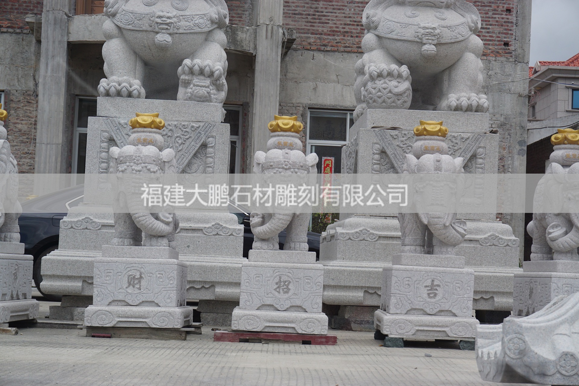 石雕大象廠家直銷 石雕大象酒店別墅門口大象擺件天然石材示例圖5