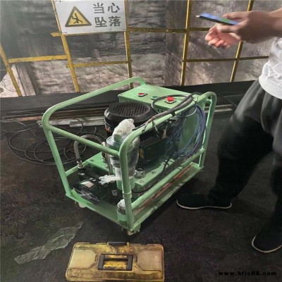 河北承德 振動篩冷鉚鉚釘機(jī) 緊固件鉚釘機(jī) 環(huán)槽鉚釘機(jī)廠家直銷