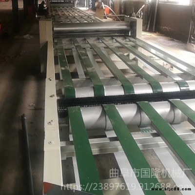 新型發(fā)泡水泥保溫板切割機(jī) 國隆外墻保溫板切割機(jī)成套設(shè)備生產(chǎn)線