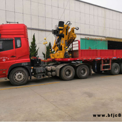 16噸折臂吊報(bào)價(jià)隨車吊廠家宏昌天馬隨車起重機(jī)質(zhì)優(yōu)價(jià)廉