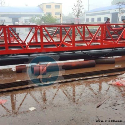 混凝土攤鋪機??滾軸式水泥整平機??三滾軸路面攤鋪機現場施工圖片