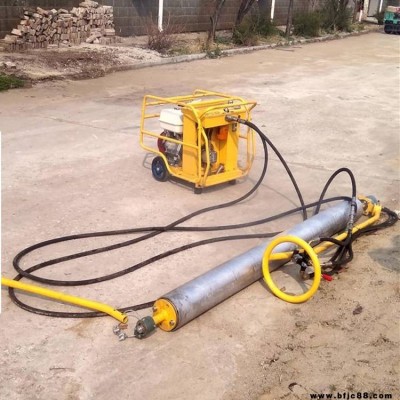 透水路面就用透水路面攤鋪機(jī) 瀝青路面攤鋪機(jī) 液壓動(dòng)力站攤鋪機(jī)