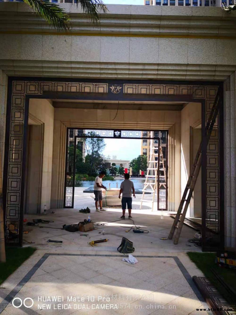 金屬屏風雕花 不銹鋼板字體沒水切割 專業(yè)金屬屏風隔斷 金屬鏤空雕花 屏風隔斷