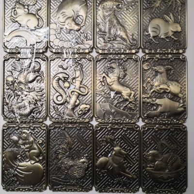 現(xiàn)代金屬屏風(fēng)隔斷 銅 鋁 不銹鋼屏風(fēng)隔斷 鏤空 切割 藝術(shù)壁畫(huà) 定制安裝