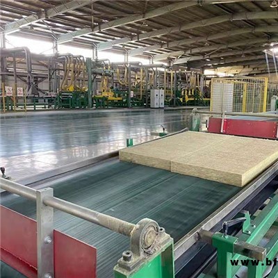 太原新型巖棉板-山西鑫富利保溫-太原新型巖棉板當季價格