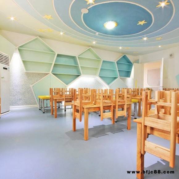 沈陽專業(yè)幼兒園塑地板廠家 遼寧幼兒園專業(yè)地膠施工 沈陽簡藝塑膠地板工廠