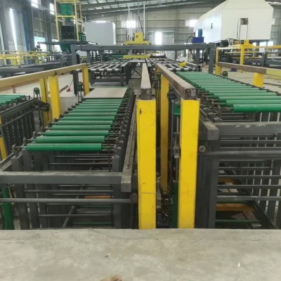 全自動玻鎂板生產線輕質隔墻板設備玻鎂防火地板設備集裝箱房地板設備