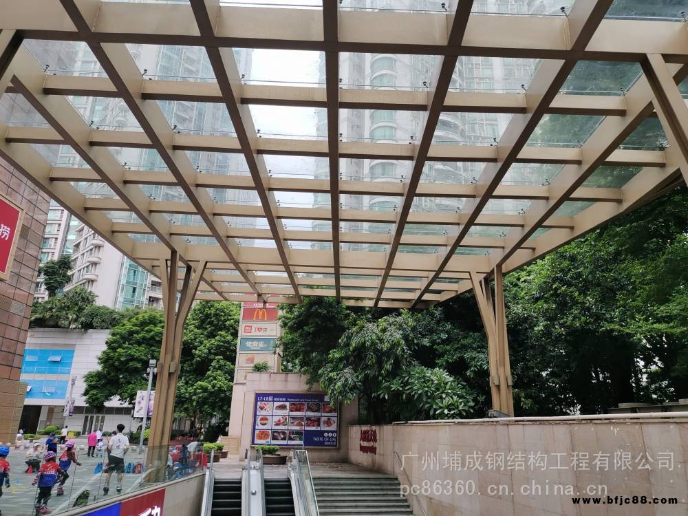 批發玻璃雨棚,鋁單板雨棚,鋁塑板雨篷,鋼結構網架雨蓬設計訂制公司