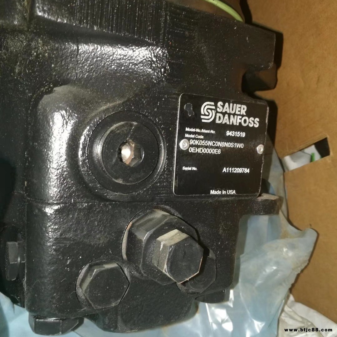 徐工柳工常壓路機(jī)行走馬達(dá)danfoss：90K055NCON8NOS1W00N0,行走馬達(dá)現(xiàn)貨批發(fā)，維修。
