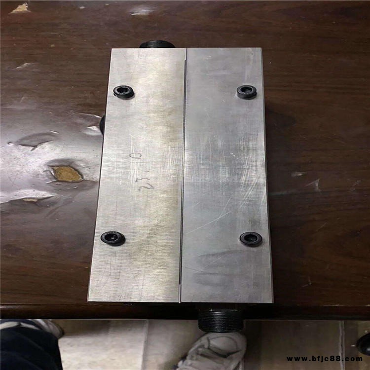 熔噴模具 熔噴布模具 熔噴布模頭 浙新模具