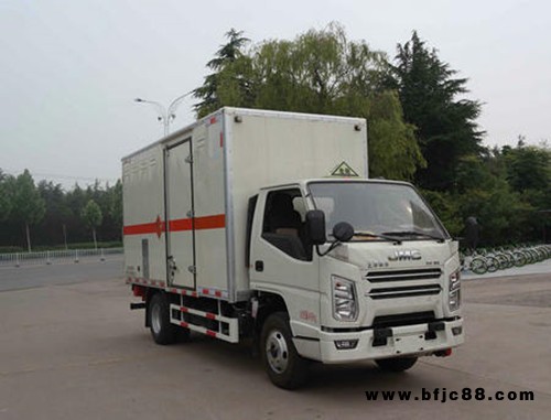西藏火工品運(yùn)輸車生產(chǎn)基地 東宇 火工品運(yùn)輸車生產(chǎn)基地