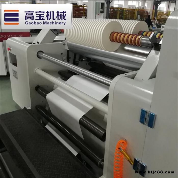 廠家直銷熔噴布切割機(jī)熔噴布切割機(jī)適用于塑膠片鋁箔