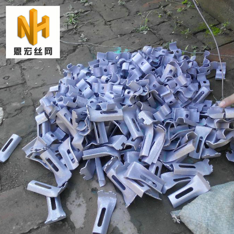鋼格板安裝夾銷(xiāo)售廠家 熱鍍鋅鋼格板卡扣 鋼格板連接固定卡子示例圖8