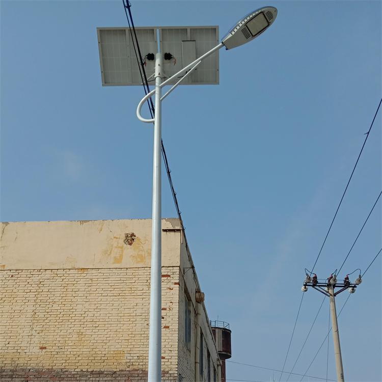太陽能路燈