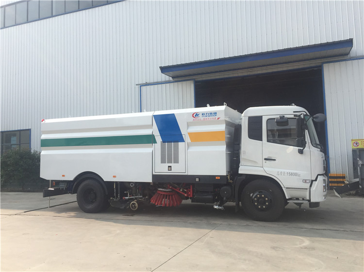 優(yōu)質(zhì)的智能型灑水清掃車 干濕兩用多功能清掃車今日行情
