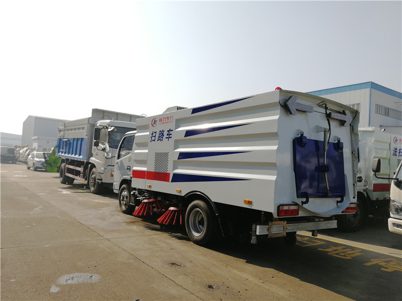 街道清掃車圖片_公路清掃車廠家示例圖6