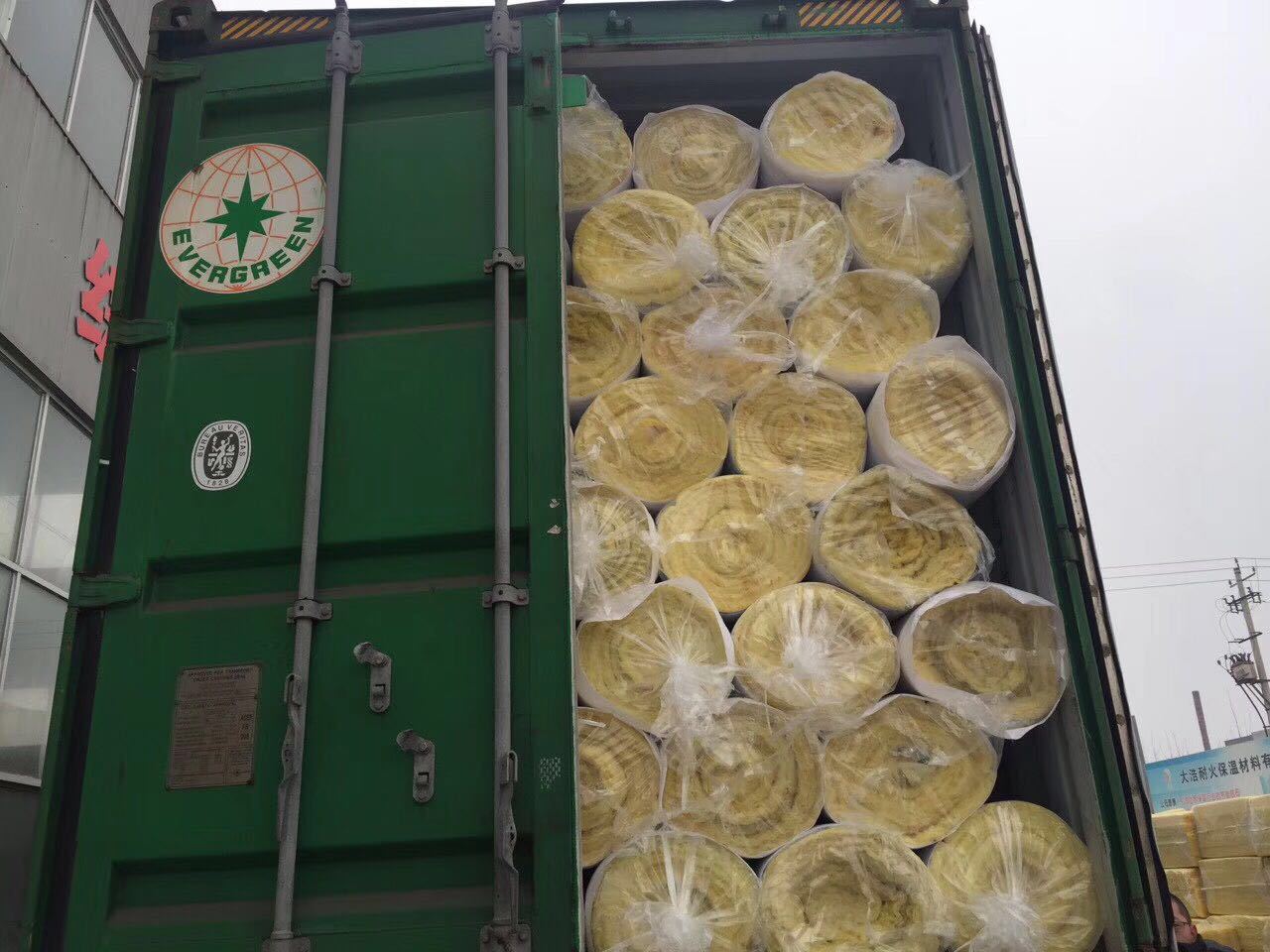 廠家供應玻璃密卷氈環(huán)保/隔熱/防火隔音保溫棉氈玻璃纖維棉貼鋁箔示例圖18
