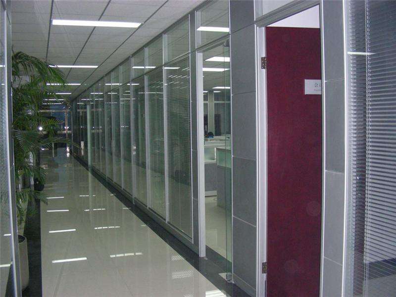 高隔中空百葉板材.jpg