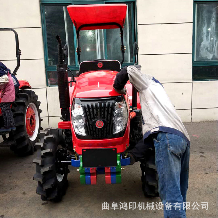 水旱地通用四輪拖拉機大馬力多缸四驅動力拖拉機大型四輪農(nóng)耕機示例圖3