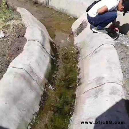 廠家直銷水利溝渠水泥毯 速干水泥毯 澆水固化水泥毯 溝渠護(hù)坡水泥毯 路易達(dá)廠家直銷 質(zhì)優(yōu)價(jià)廉