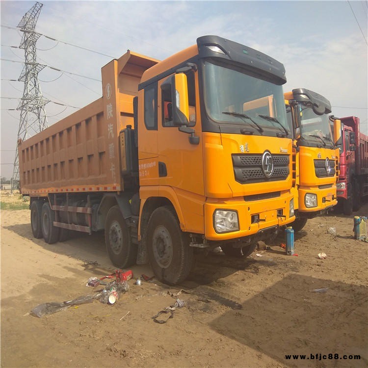 二手自卸車 德龍x3000箱長(zhǎng)8.5米砂石運(yùn)輸自卸車