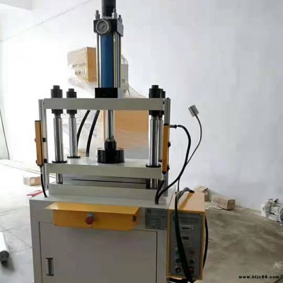 河南四柱油壓機，四柱熱壓機，熱壓鼓包機，精密四柱熱壓成型機，弘輝品牌油壓機