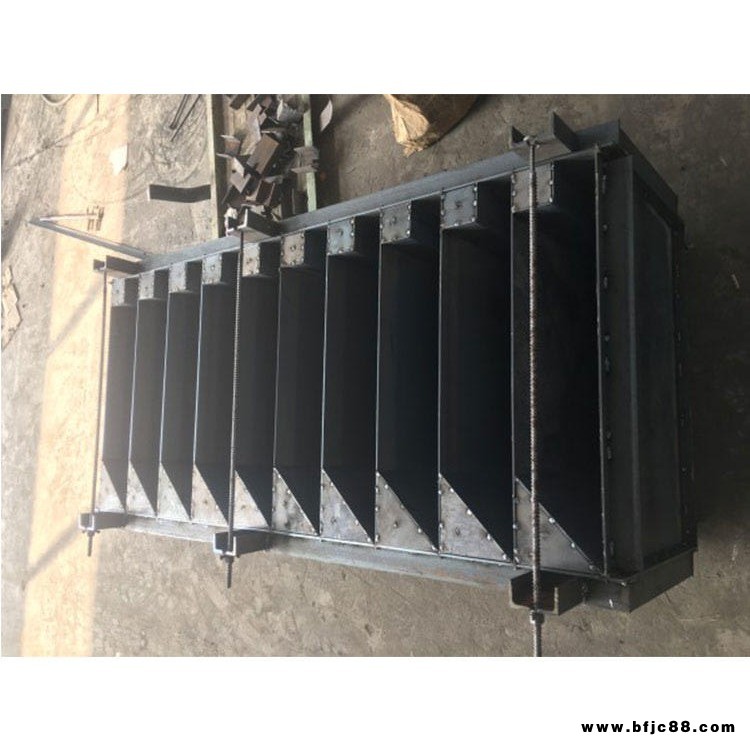 水泥路沿石鋼模具 預(yù)制路沿石鋼模具 混凝土路沿石鋼模具 方達(dá)預(yù)制件鋼模具廠 經(jīng)濟(jì)環(huán)保 新品上架