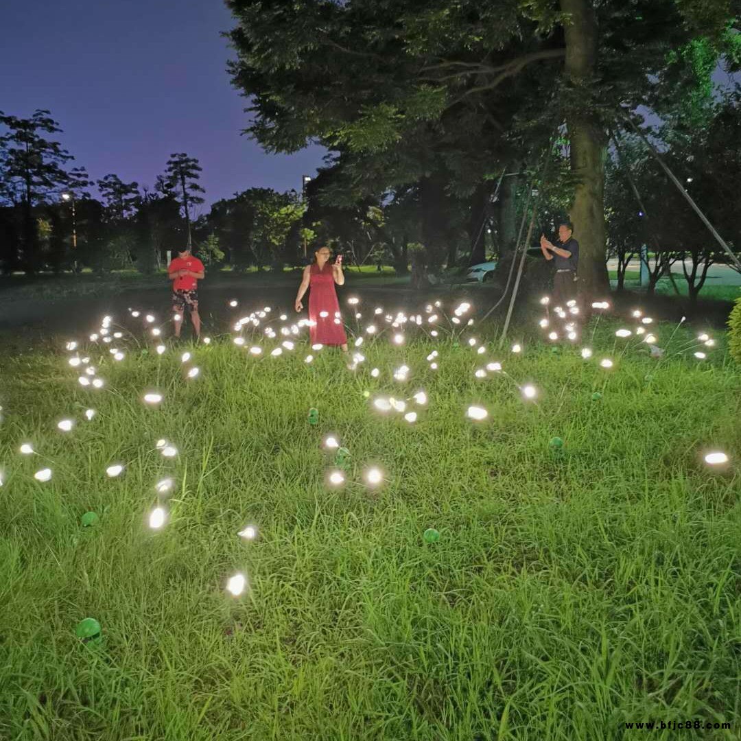 新款太陽(yáng)能草坪燈戶外花園庭院地插景觀燈風(fēng)動(dòng)搖擺螢火蟲氛圍燈