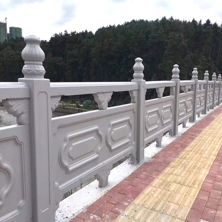 陜西道路隔離護欄仿木欄桿 仿木花箱 藝高景觀水泥廠家制作仿木紋欄桿仿樹皮欄桿仿竹欄桿規格1.8米示例圖5